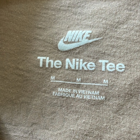 Nike Men’s Nike Sportswear Moving Company Graphic Tee - Tan M - Picture 7 of 14